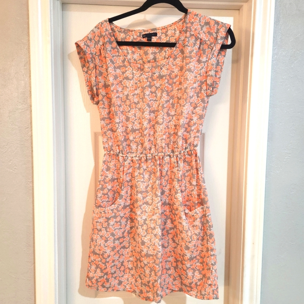 Casual neon pink and grey day dress in small (GAP)